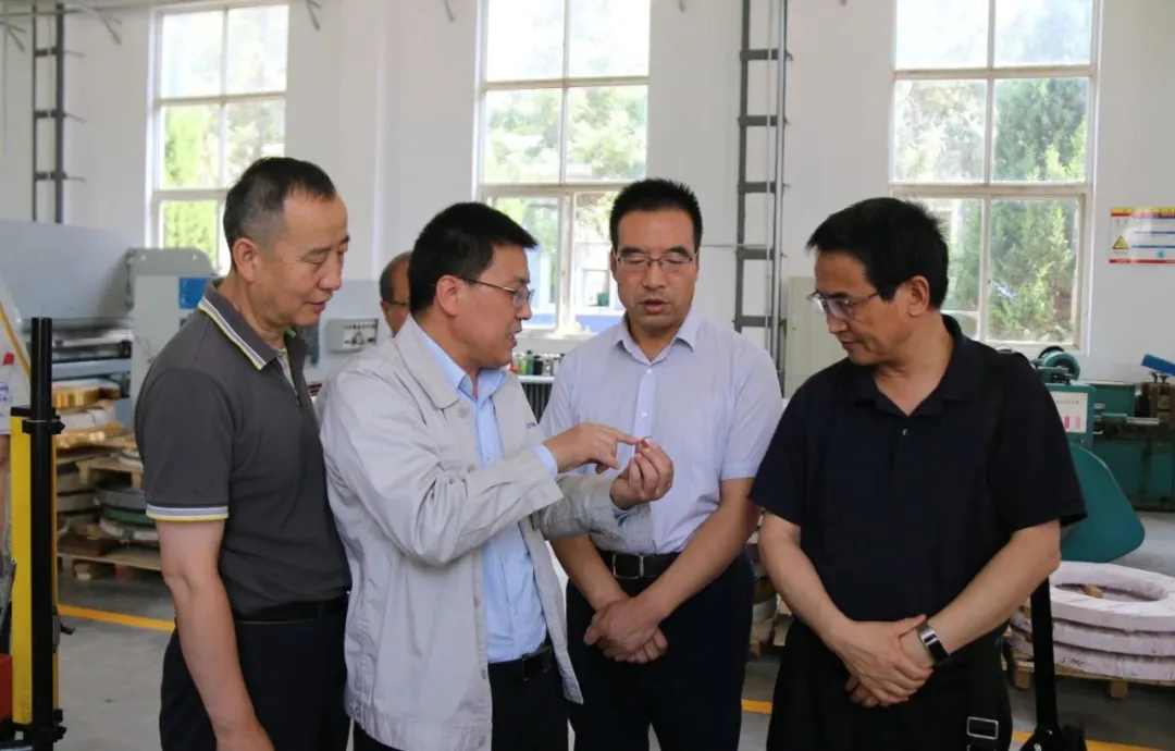 甘肃ng电子游戏外部董事到集团所属长城电工四户子公司调研 - ng电子游戏 